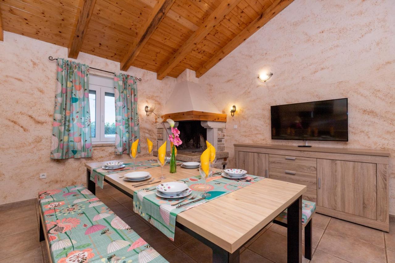 Villa Stari Punat Sveti Petar u Sumi المظهر الخارجي الصورة