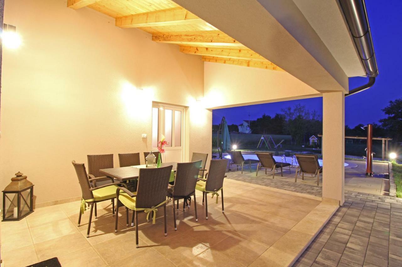 Villa Stari Punat Sveti Petar u Sumi المظهر الخارجي الصورة
